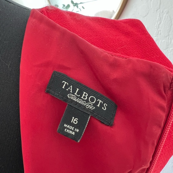 TALBOTS sleeves red stretch ponte shift dress - Picture 4 of 5